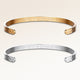 VÀnskaps-armband, par av tvÄ bangle armband i guld och silver med personlig gravyr, frÄn Mon Chou