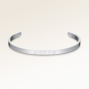 Bangle armband i silver med blank utsida, plats för personlig gravyr